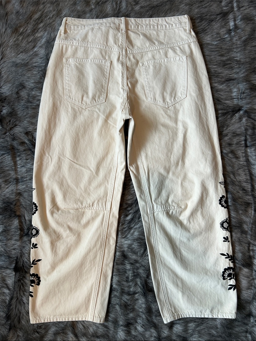 NWT Driftwood Barbara Nordic Floral Embroidered Barrel Leg Jeans Women's W31 L27 - Picture 4 of 12